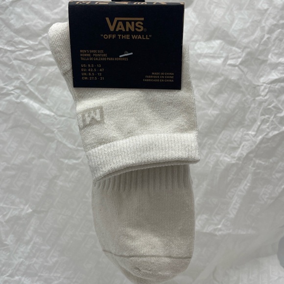VANS. HALF CREW Socks 
HAUTEUR CHENLE CALCETIN DE MEDIA CAÑA
"OFF THE WALL"
1 pa - Picture 16 of 16